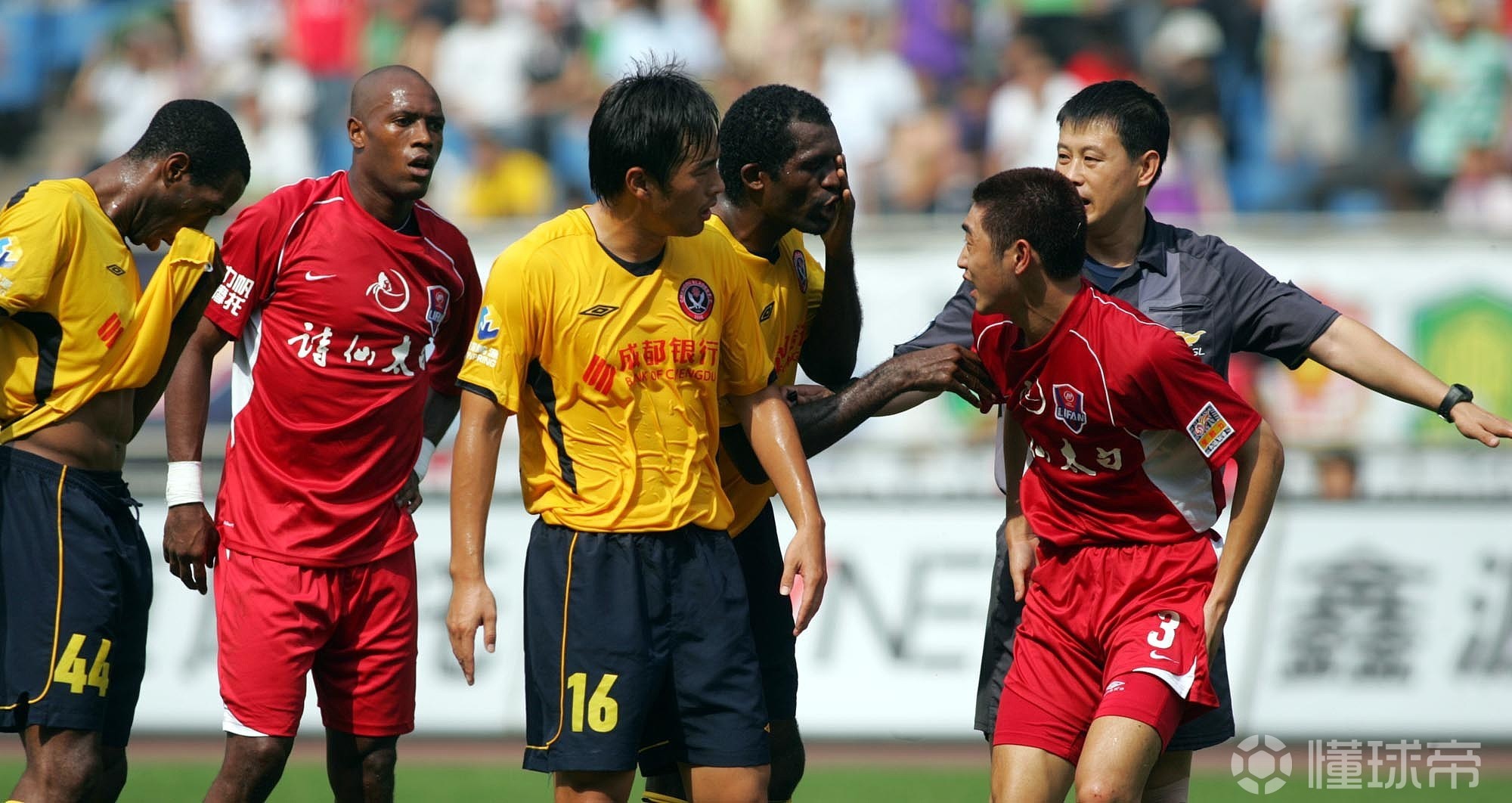 关于中超倒计时;布莱顿今夜豪取连胜;细节引发关注;球迷炸锅;临场指挥获称赞的信息 关于中超倒计时;布莱顿今夜豪取连胜;细节引发关注;球迷炸锅;临场指挥获称赞的信息